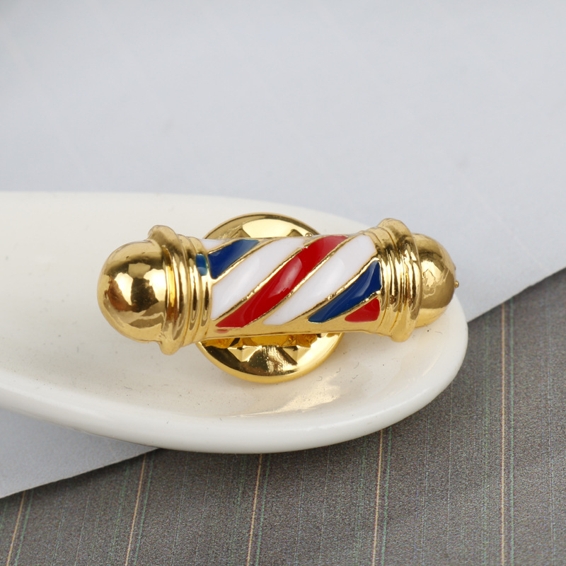 Classic Badge Brooch Pin Barbe - Hair Care Kit 评论和价格